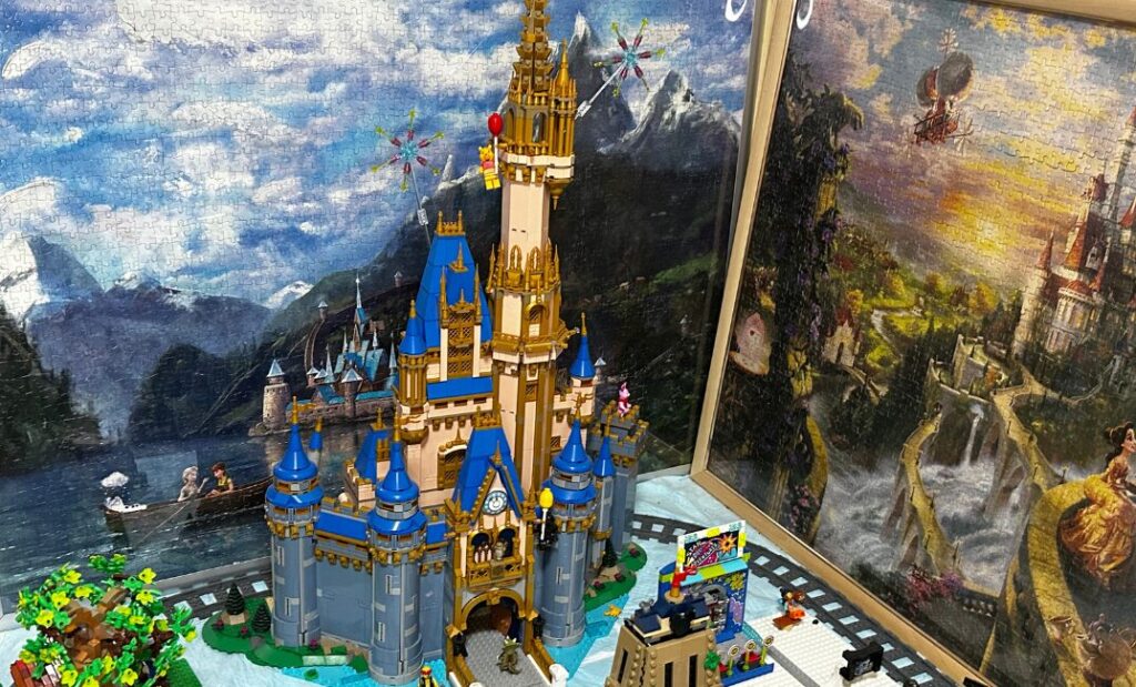 ディズニーファン必見！レゴで部屋の中にシンデレラ城を作ろう 