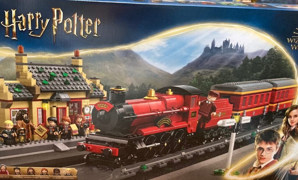おうちでハリーポッターの世界を再現！レゴホグワーツ特急をレビュー  